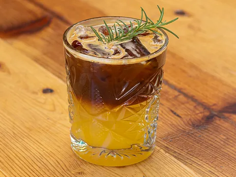 Espresso tonic