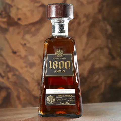 Cuervo 1800 Añejo