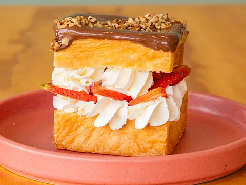 Leoncito relleno de fresas