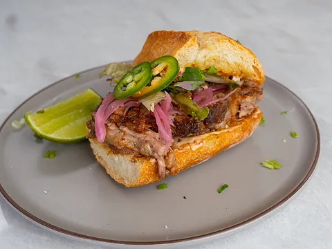 Leónchecito de brisket