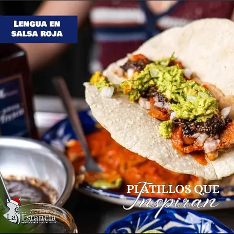 Lengua en salsa roja