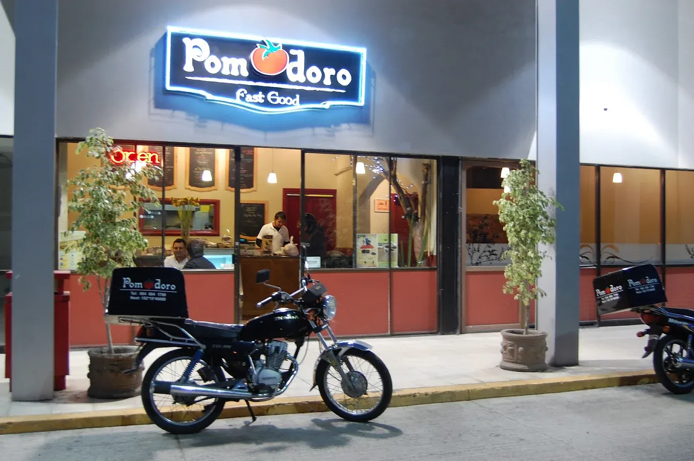 Suc. Zona Río. hero image