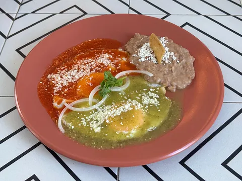Huevos Divorciados