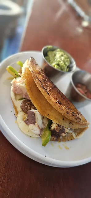 Tacos Gobernador de pulpo