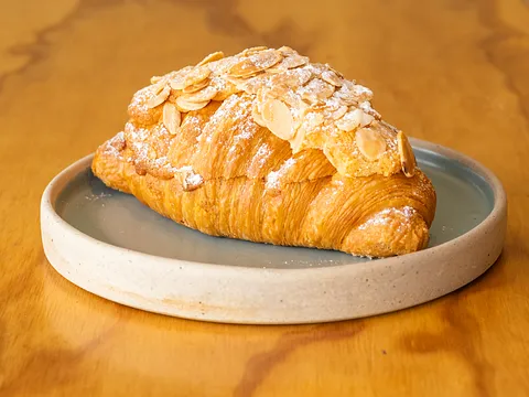 Croissant almendrado