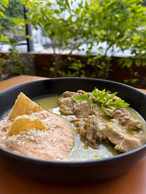 Lengua en salsa verde 