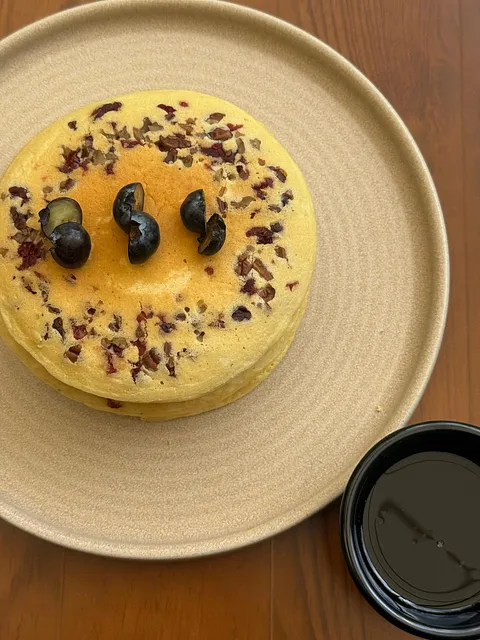 Hotcakes de arándano y nuez 