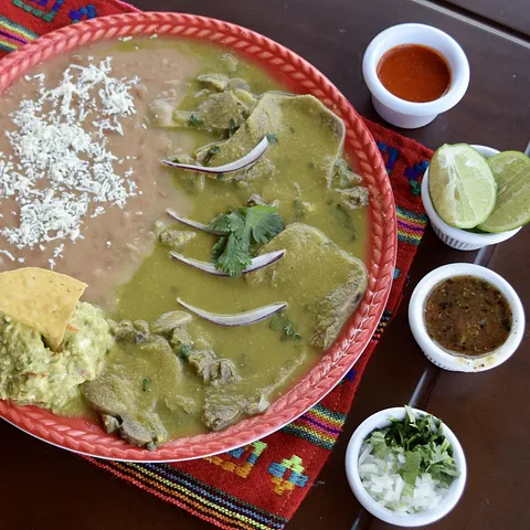 Lengua en Salsa Verde