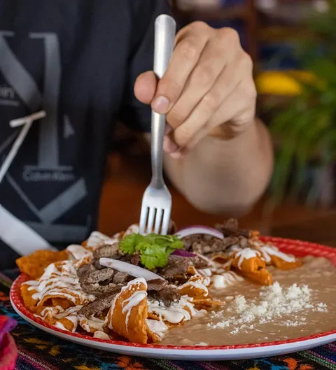 Chilaquiles con Asada