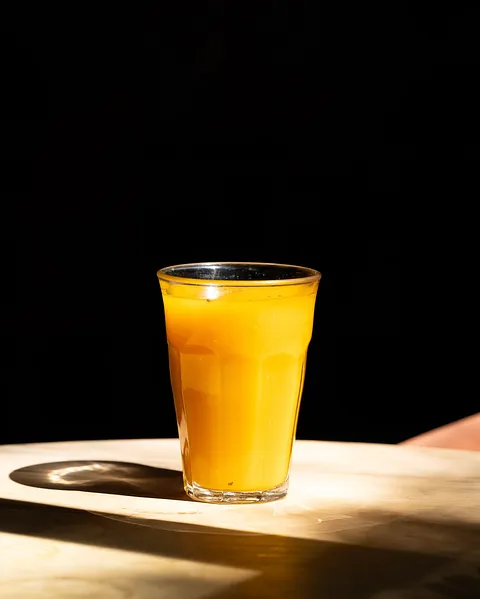 Especial Naranja + shot de cúrcuma y jengibre