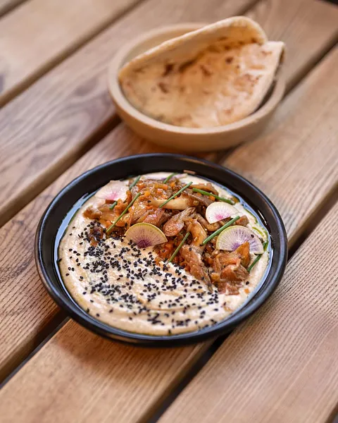 Hummus de garbanzo y miso