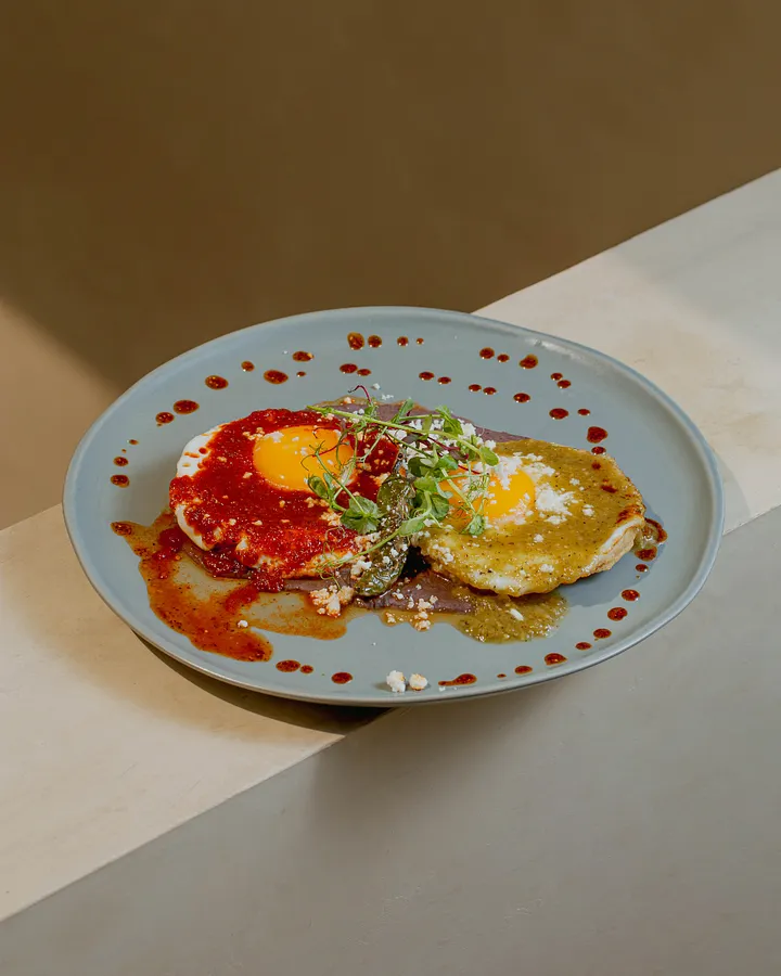 Huevos Divorciados