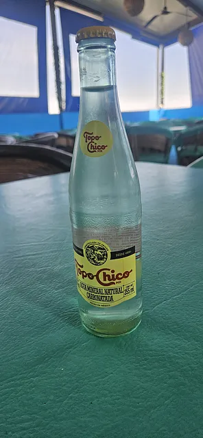 Topochico agua mineral