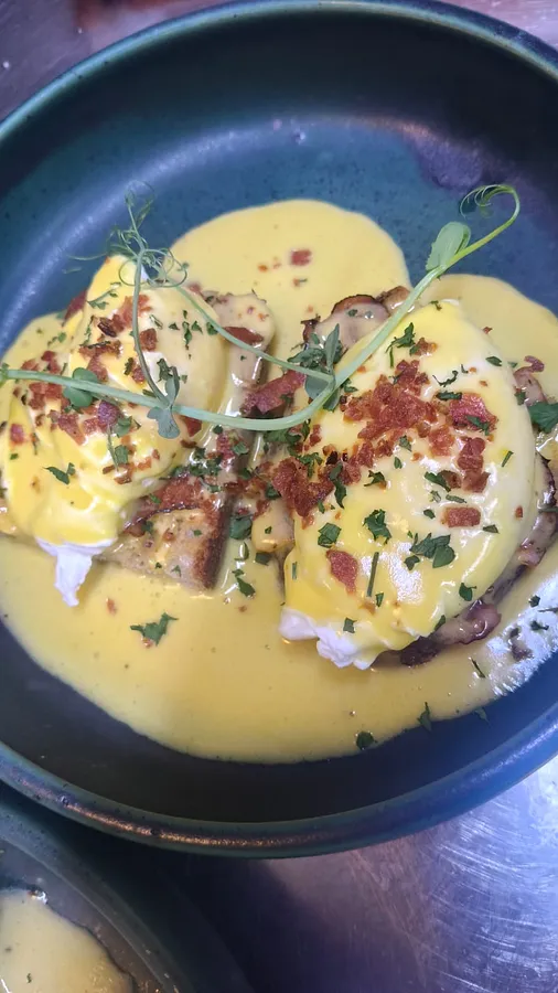 Huevos Benedict