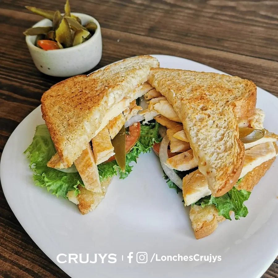 Sandwich Pollo a la Plancha