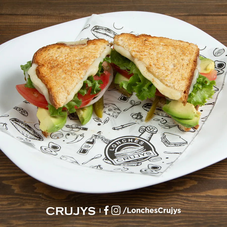 Sandwich Queso con Aguacate