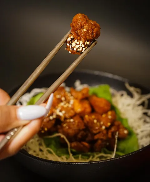 Pollo frito coreano (Dakgangjoeng)