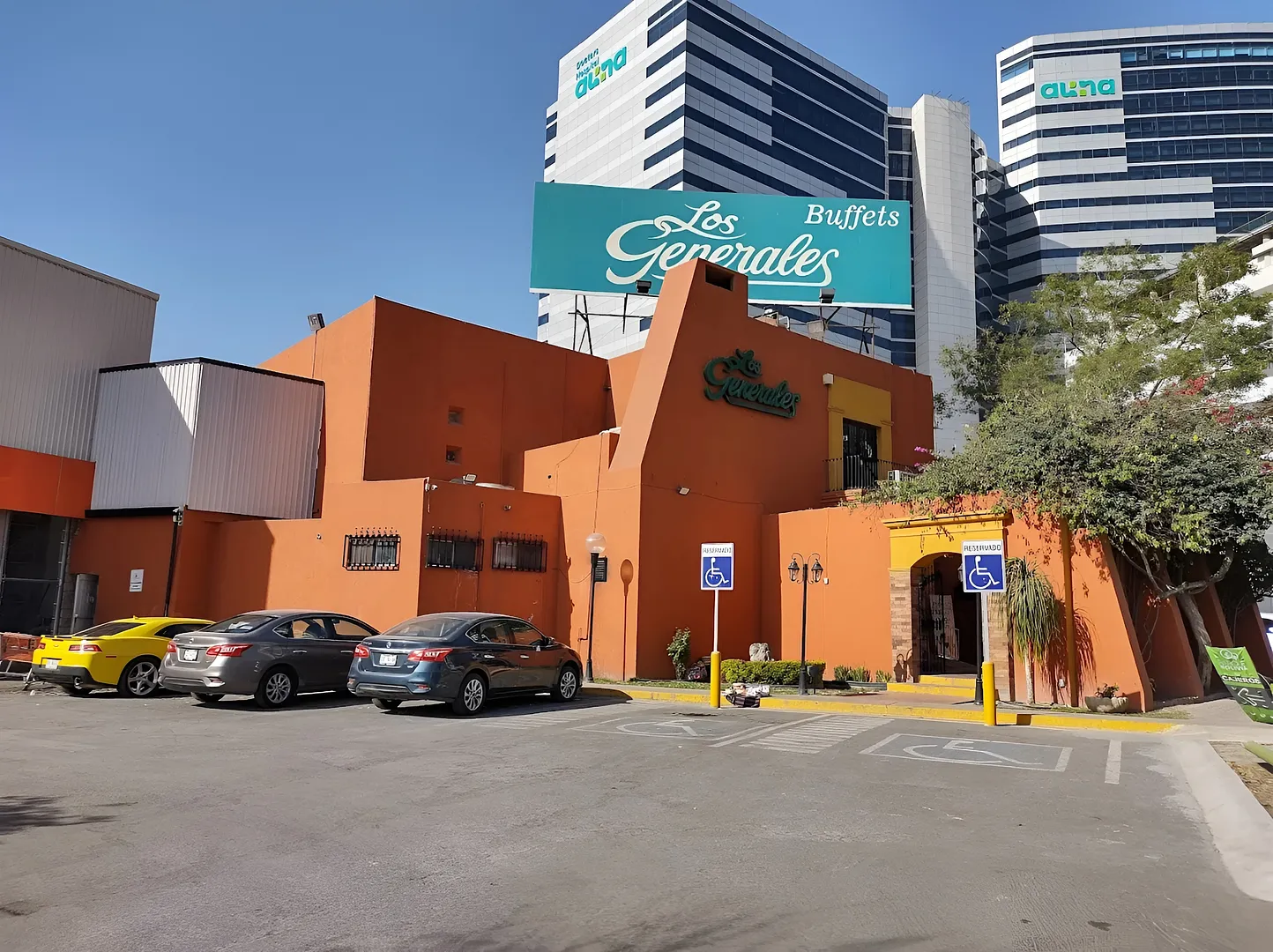 Suc. Galerias hero image