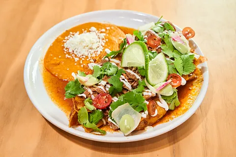 Chilaquiles con Birria