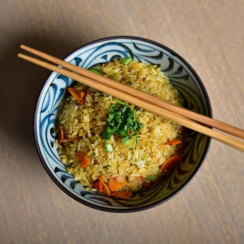 ARROZ FRITO CON VERDURAS