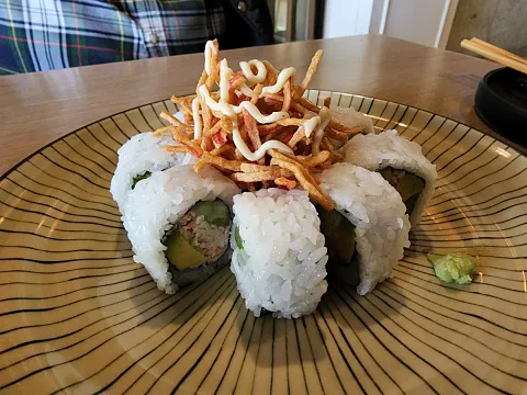 TUNA ROLL