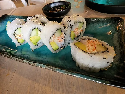 SHIRO ROLL