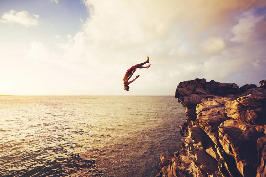 Salto de Acantilado (Cliff Jump)