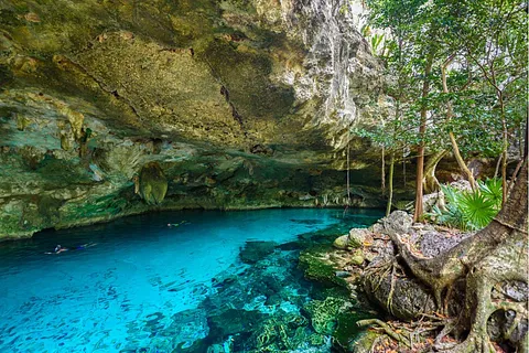 Cenotes & Formaciones Naturales