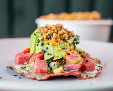 Tostadas de Atún Fresco