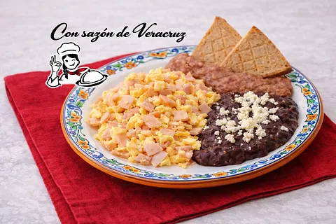 HUEVO CON JAMON