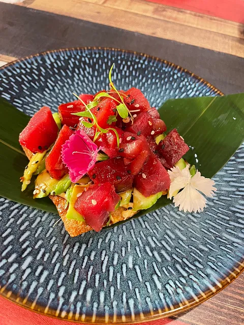 Tostada de Atún