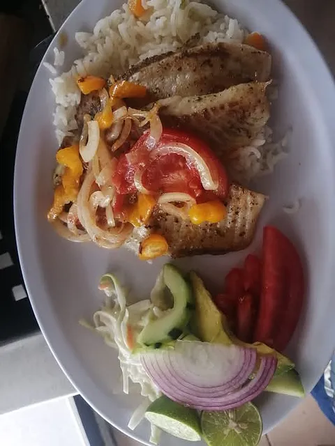Camarones al Ajillo