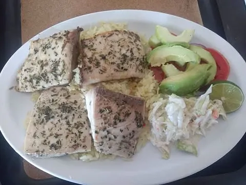 Filete de Dorado Finas Hierbas