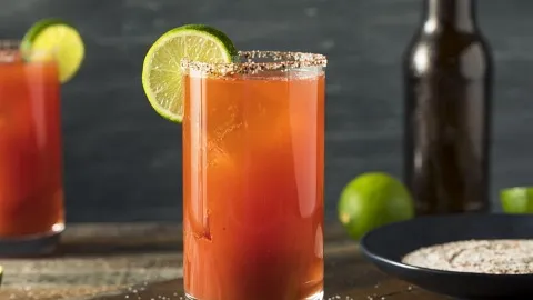 Michelada sin Clamato
