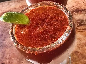 Michelada con Clamato