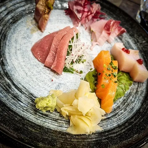 Sashimi (100gr)