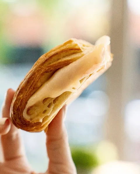Criollito Jamón de pierna y queso gouda