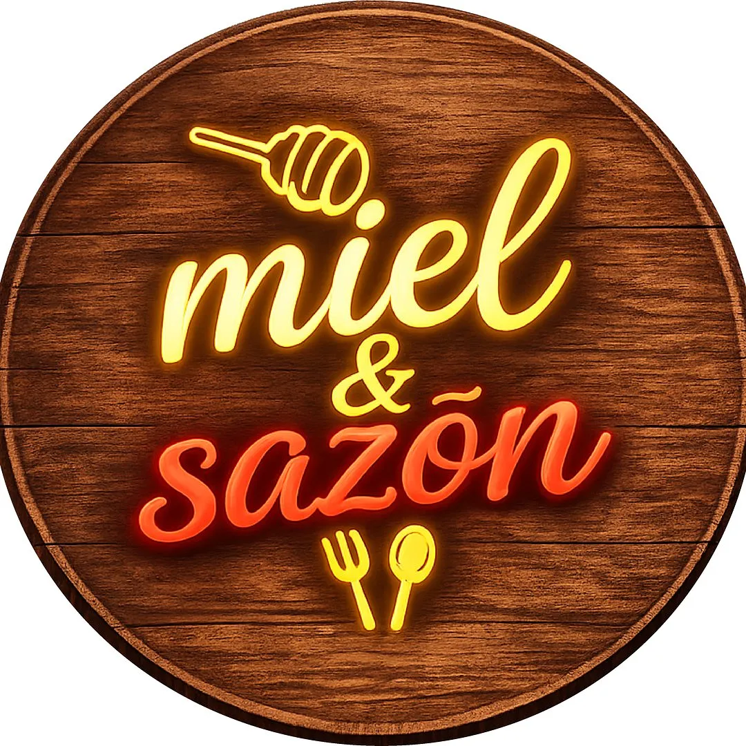 Miel y Sazón hero image