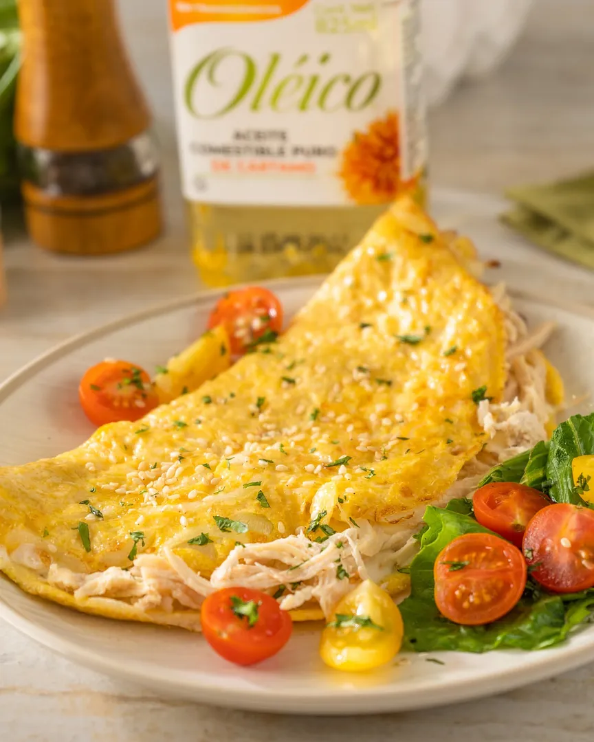 Omelet de Tinga de Pollo