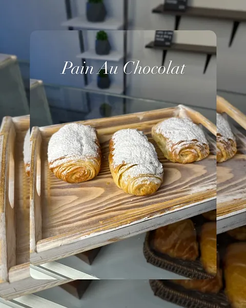 Chocolatin (Pain au Chocolat)