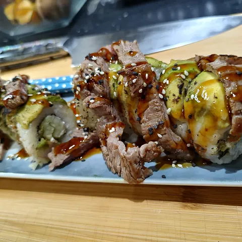 Sushi Moon - Rollos Premium