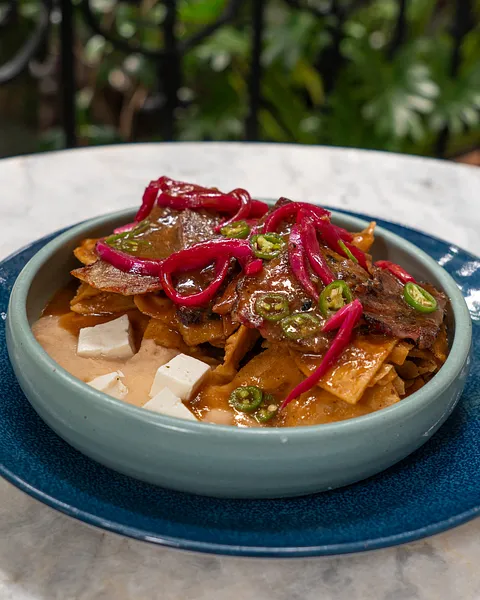  Chilaquiles con Brisket